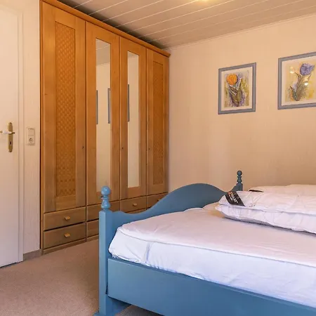 50084... Holiday home